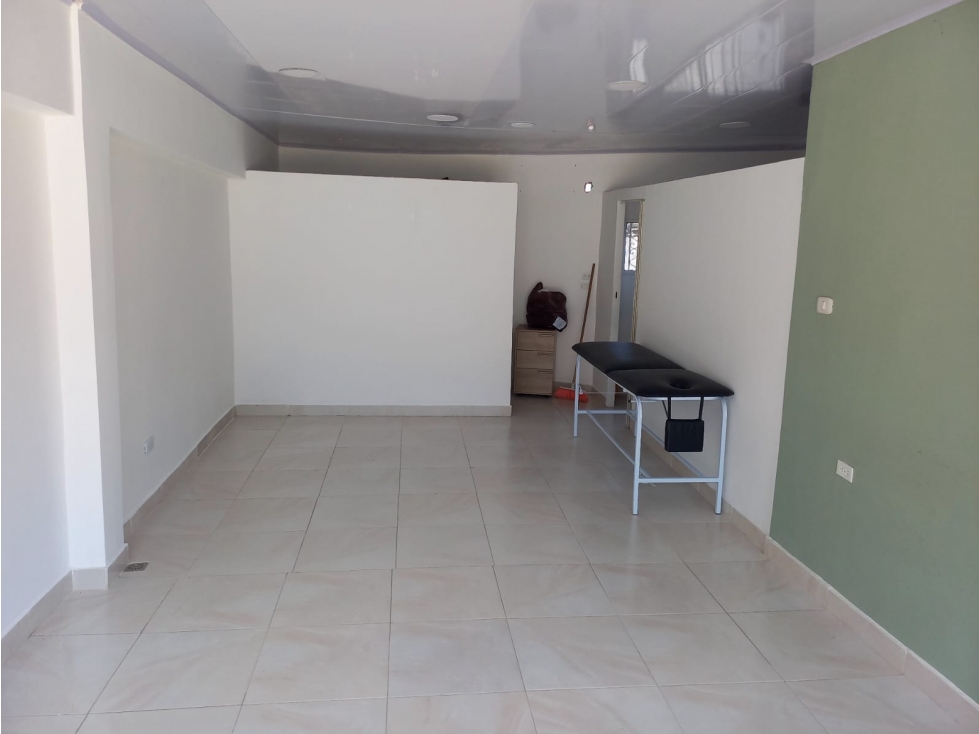 ARRIENDO EXCELENTE LOCAL - BARRIO PARAISO - B/Quilla — foto 2