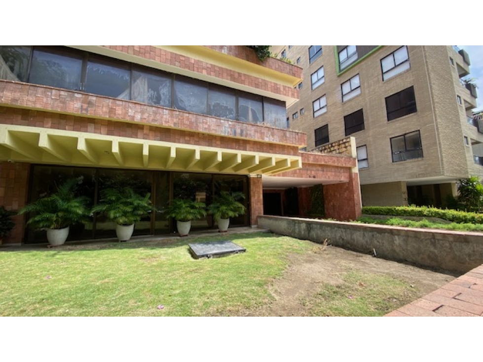 Vendo Espacioso Apartamento en Riomar — foto 2