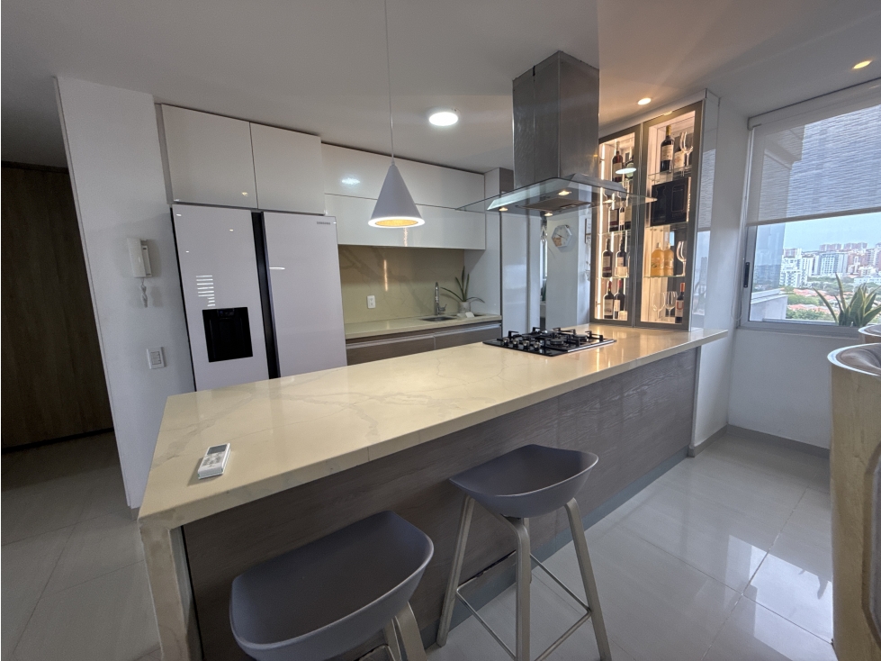 Vendo Apto 3 Alcobas + Estudio + 2 Park + Bodega Full Amenidades — foto 4