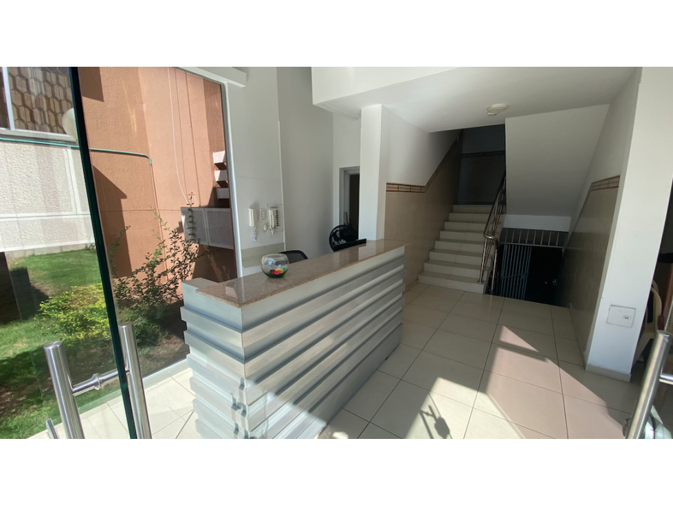 VENDO APARTAMENTO RIOMAR I VIVIR SIN PERDER TIEMPO EN TRAFICO — foto 2