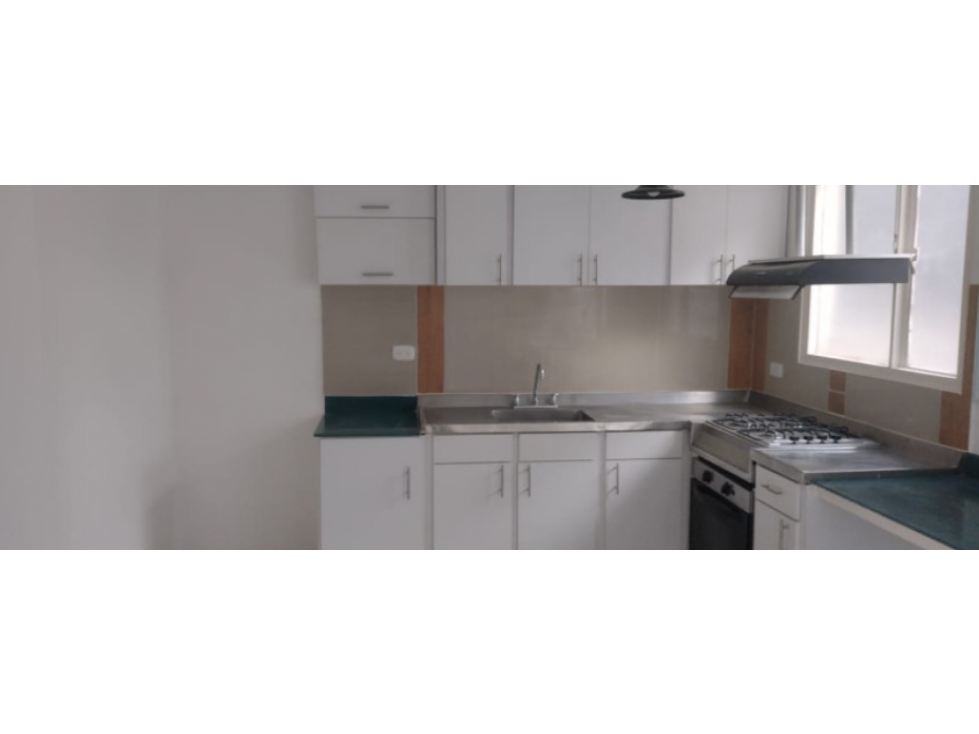 AMPLIO APARTAMENTO EN CEDRITOS, BOGOTA — foto 3