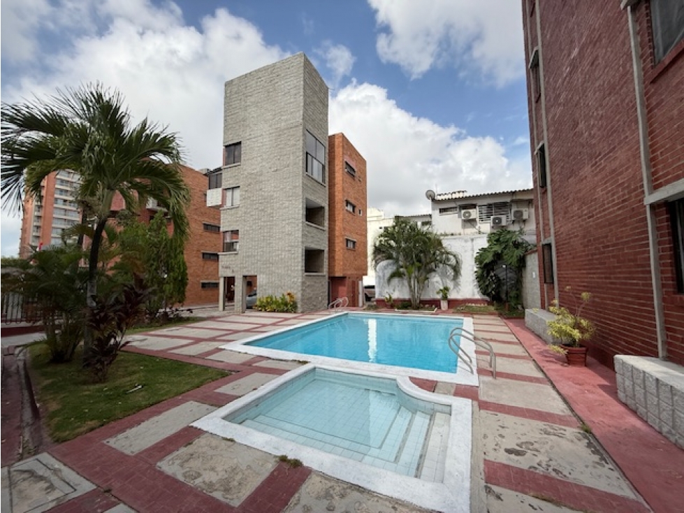VENDO APARTAMENTO frente Plaza del Parque I Barranquilla. Oportunidad