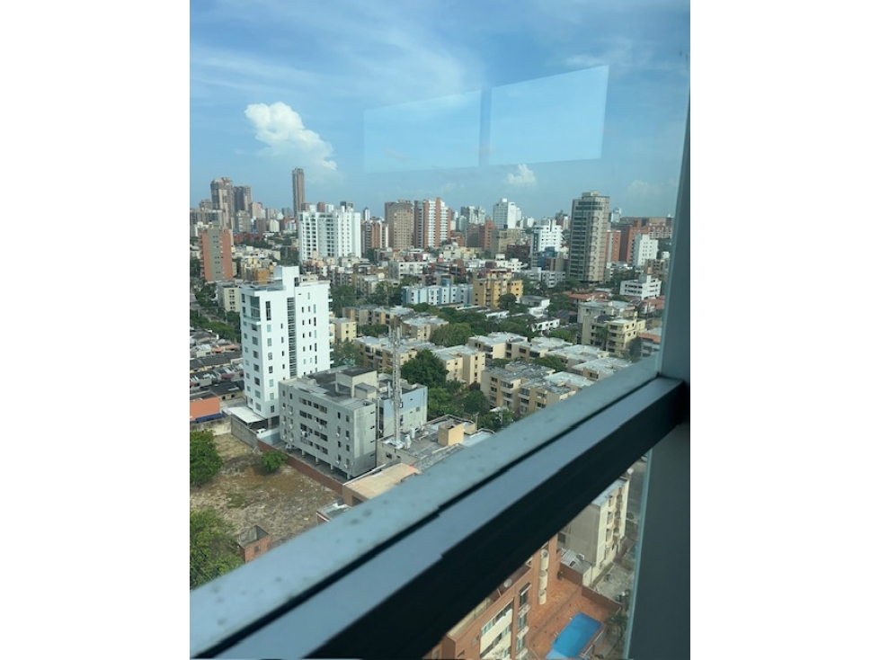 EN VENTA ESTRATEGICO APARTAMENTO RIOMAR CON TODO — foto 6