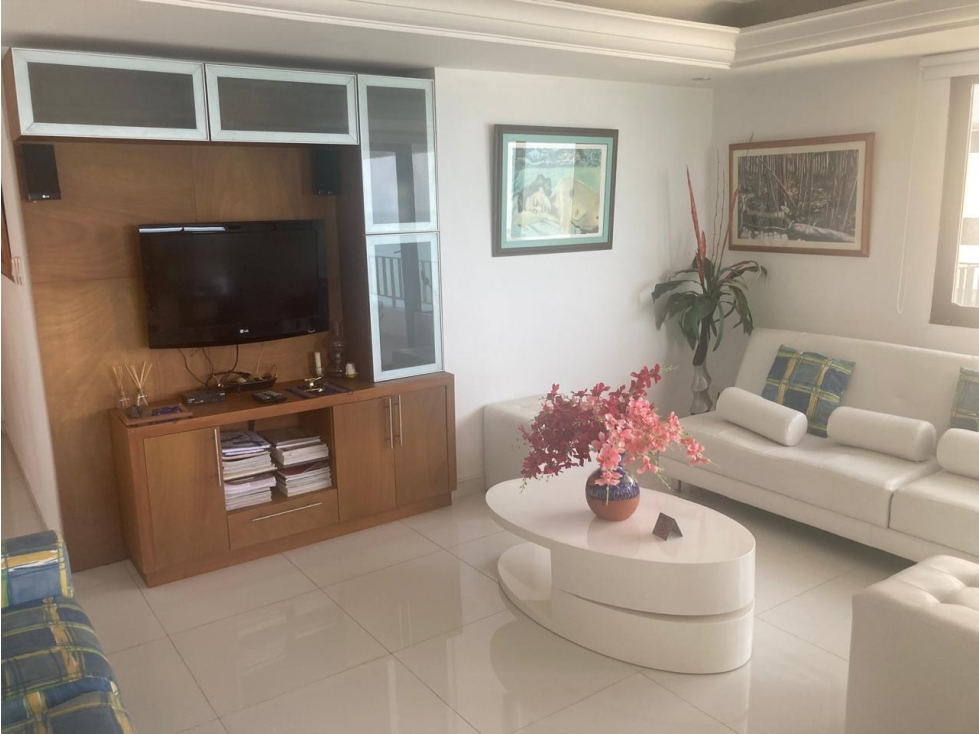Apartamento en venta Bocagrande, Cartagena: A pasos de la playa. — foto 5