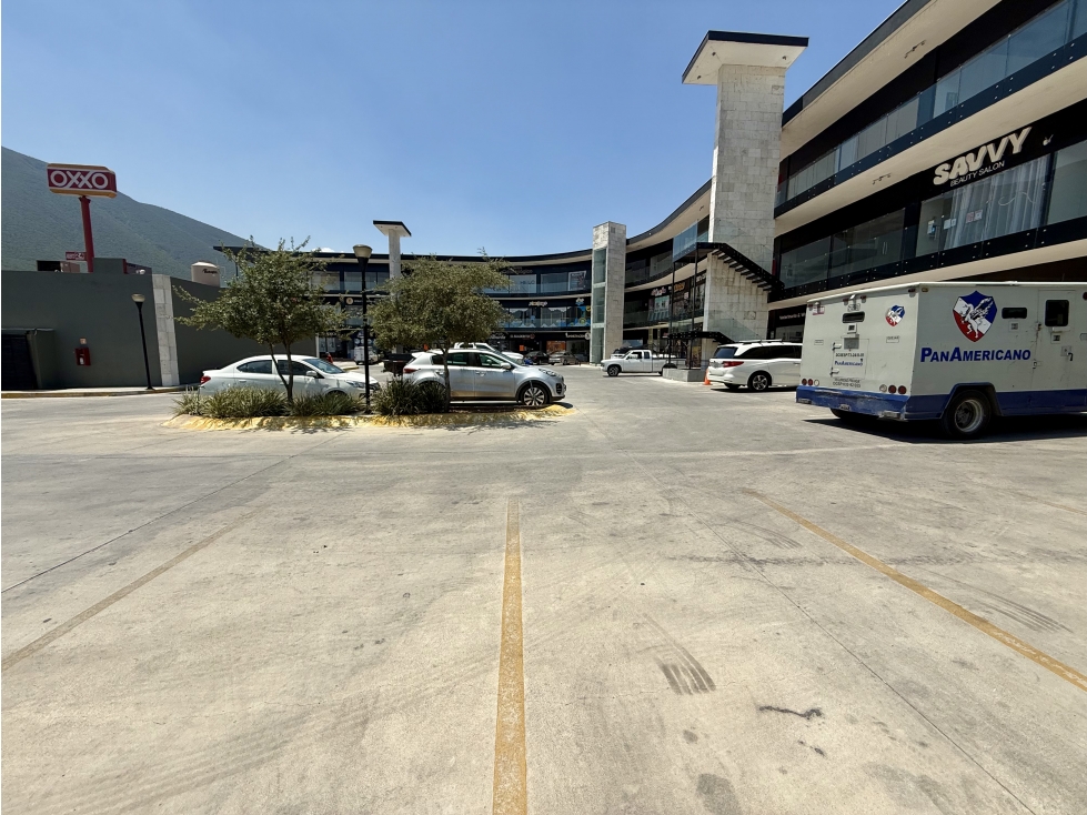 Locales Comerciales en Dominio Cumbres, Garcia - Monterrey, NL - 2