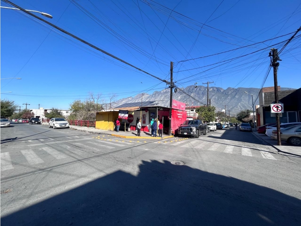 Terreno en Venta en el Centro de San Pedro - 1