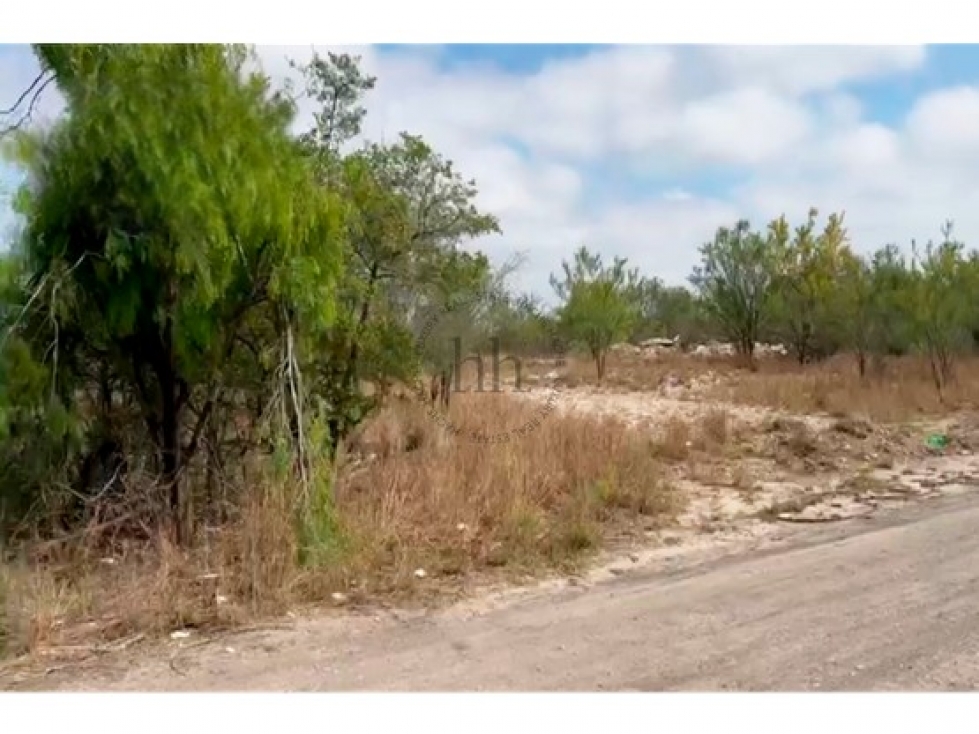 Terreno en venta Salinas Victoria, N.L. - 2