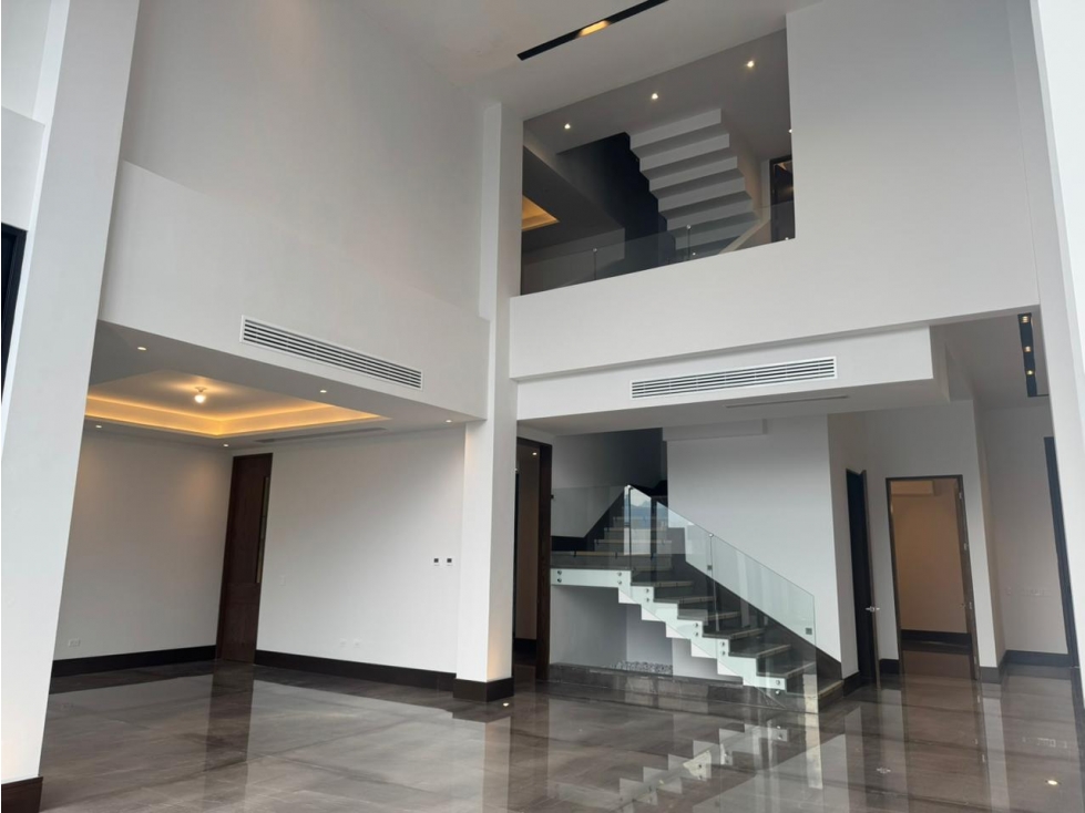 Casa en Venta en la Herradura Carretera Nacional, Monterrey, N.L. — foto 2