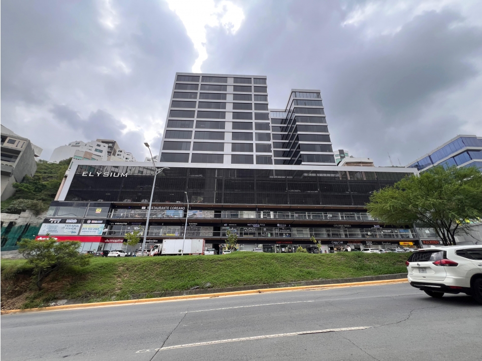 Local Comercial en venta en Fundadores - 1