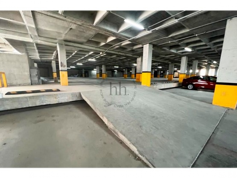 Local Comercial en renta Plaza Contry, Monterrey N.L - 5