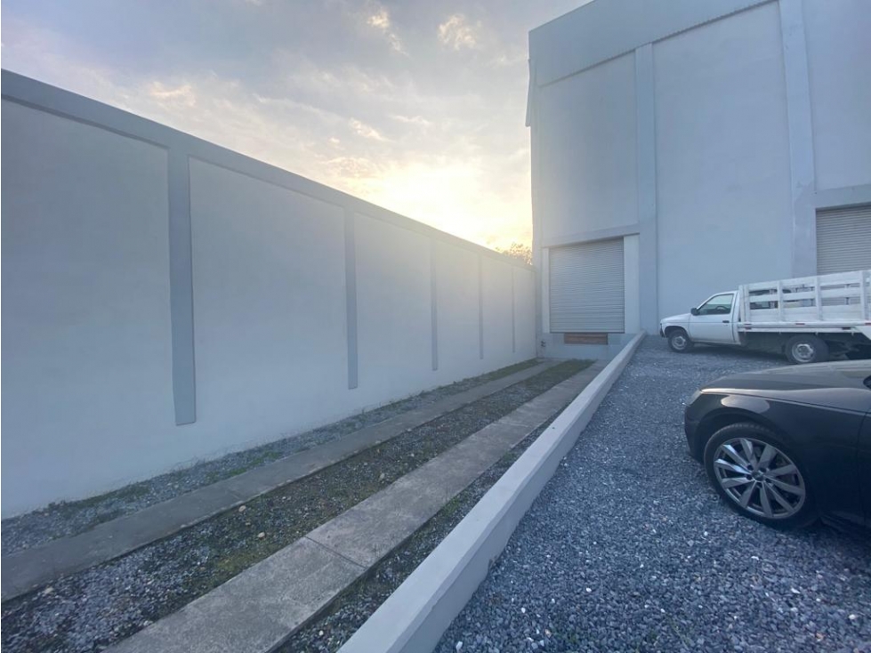 Bodega en renta Futuro Nogalar, San Nicolás de los Garza N.L. - 1