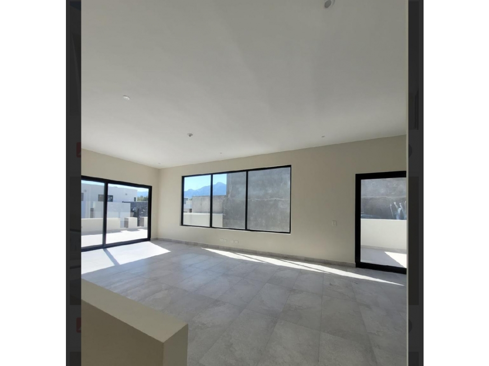 Casa en venta en Mitica Residencial en Santiago N.L. — foto 2