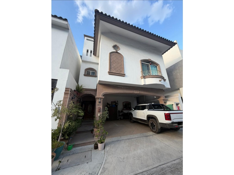 Casa en Venta en Privanzas 5 Sector, Valle Oriente Monterrey N.L - 1