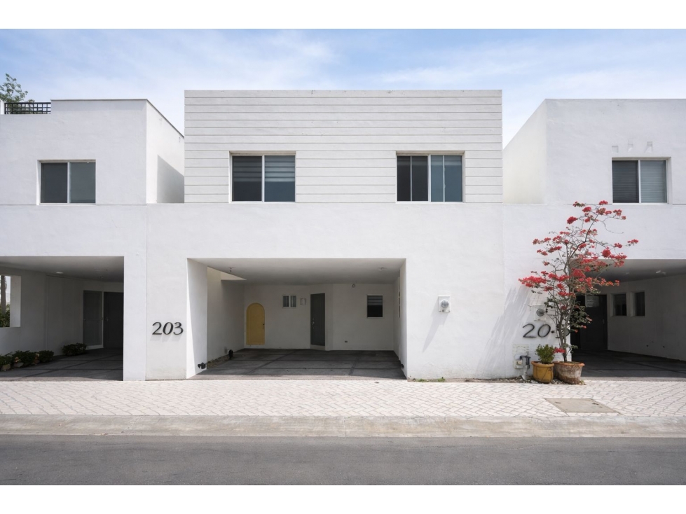 Casa en Renta Ventanas de la Huasteca, Santa Catarina, Monterrey - 2
