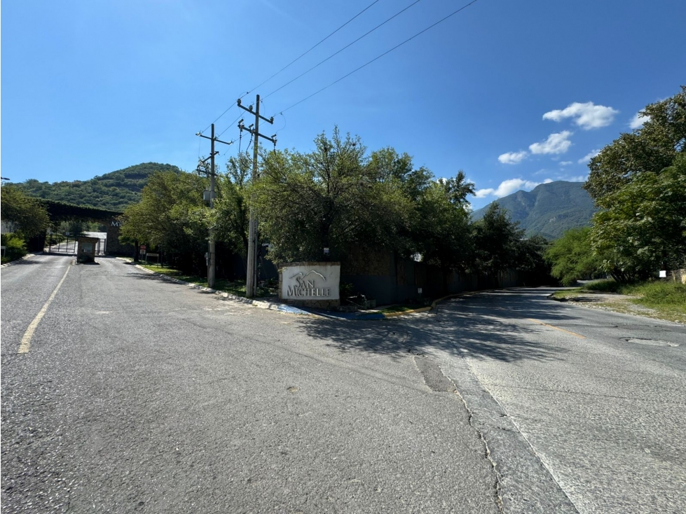 Terreno en Venta en Carretera Nacional, Fracc San Michelle — foto 2