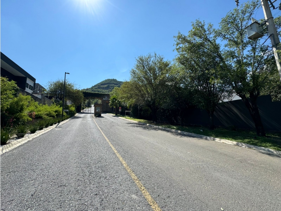 Terreno en Venta en Carretera Nacional, Fracc San Michelle — foto 3
