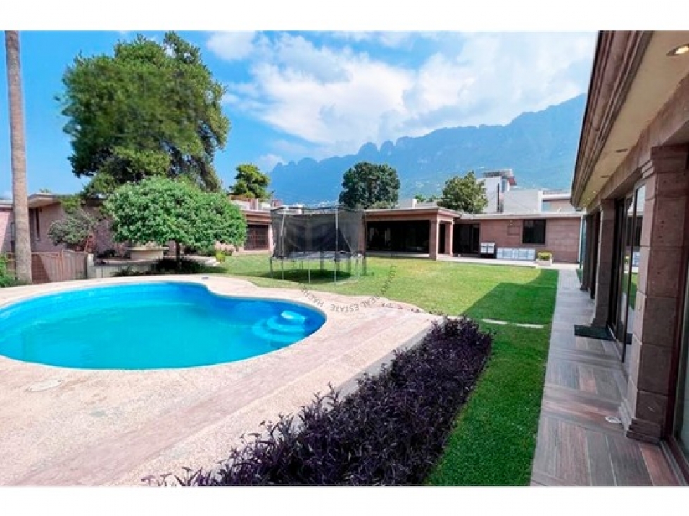 Casa en venta Lomas del Valle, San Pedro Garza García. - 2