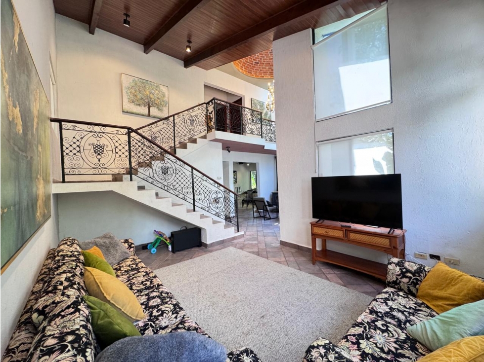 Casa en Venta cerca de la Cola de Caballo, Santiago N.L. - 1