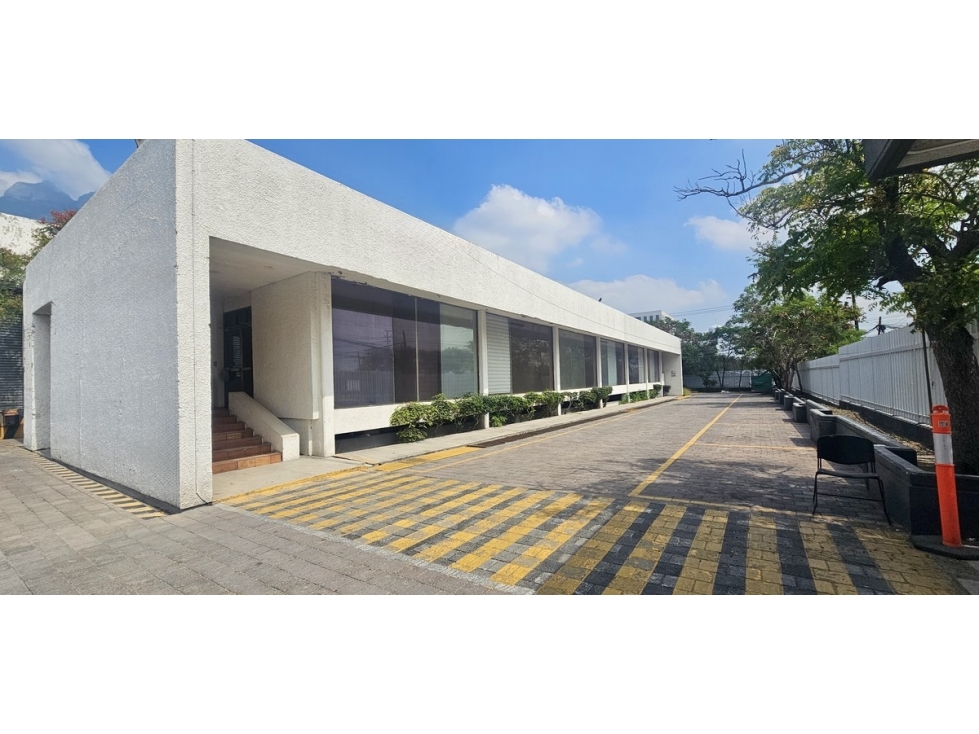 Nave en Renta en Blvd Diaz Ordaz, San Pedro GG / Santa Catarina, NL - 1