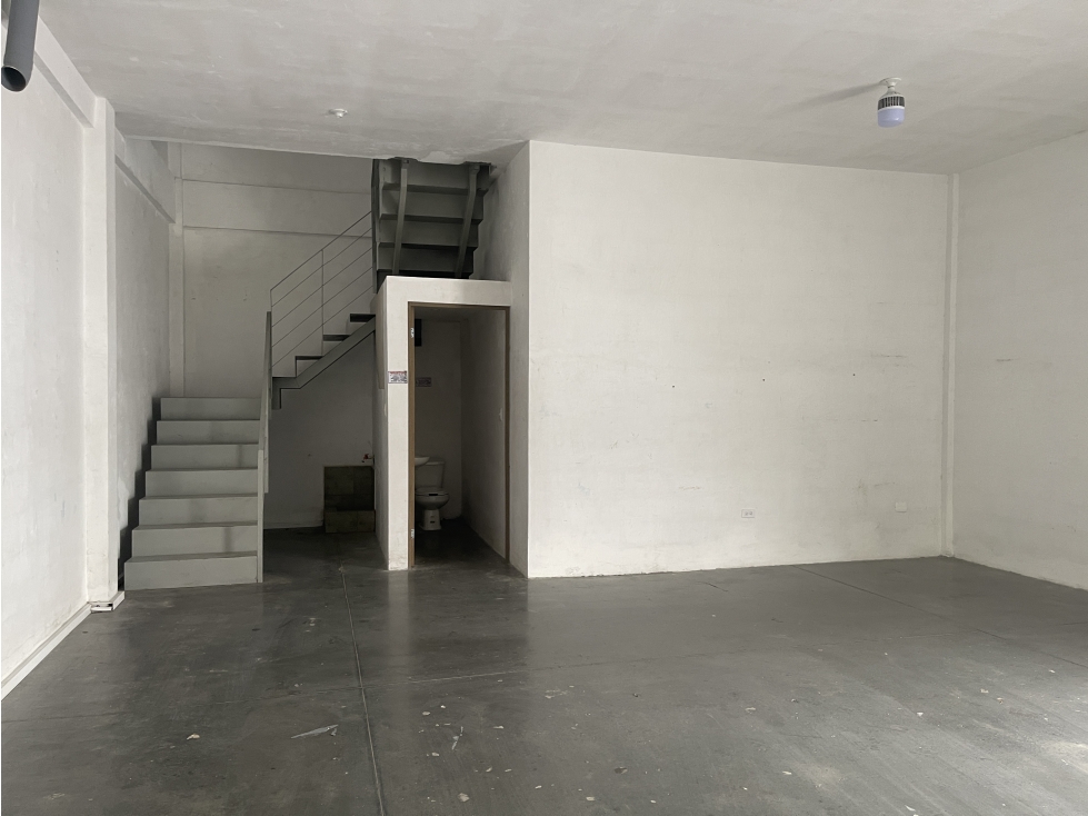 Bodega en renta en el Centro de Monterrey — foto 4