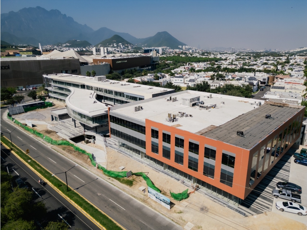 Oficina o Consultorio Medico en Venta Carretera Nacional, Monterrey NL - 1