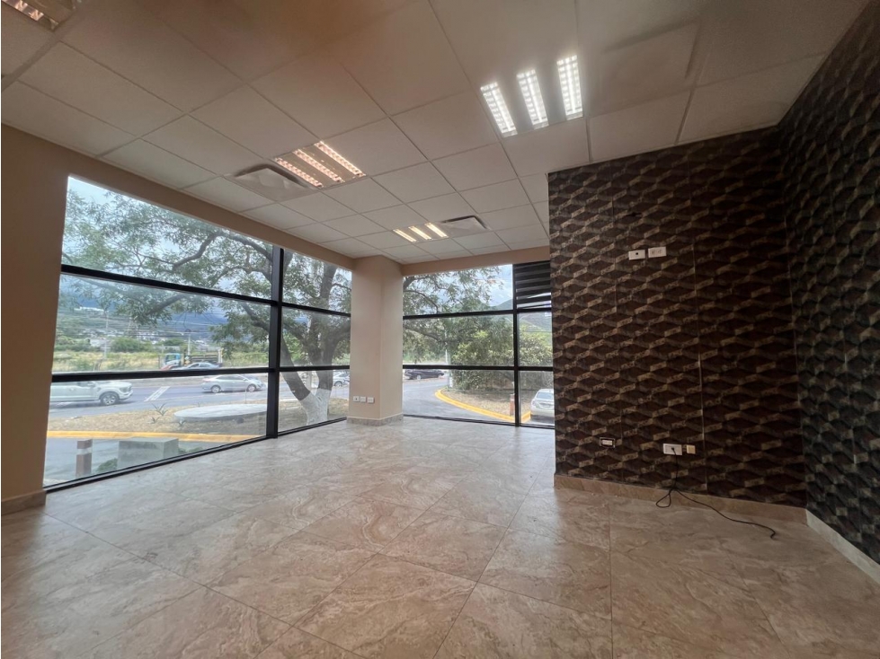 Oficinas en Renta Carretera Nacional - 2