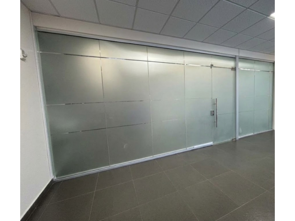 ALQUILER LOCAL EN TRANSITMICA EDISON CORPORATE CENTER