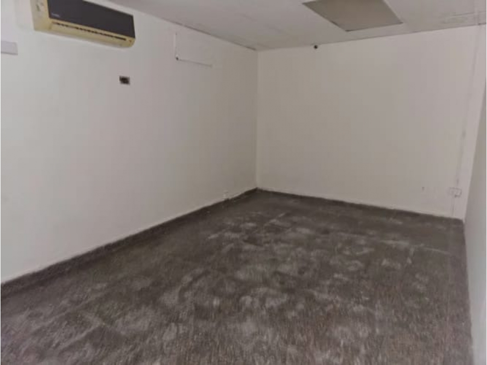 VENTA DE LOCAL EN OBARRIO PH COMOSA — foto 4