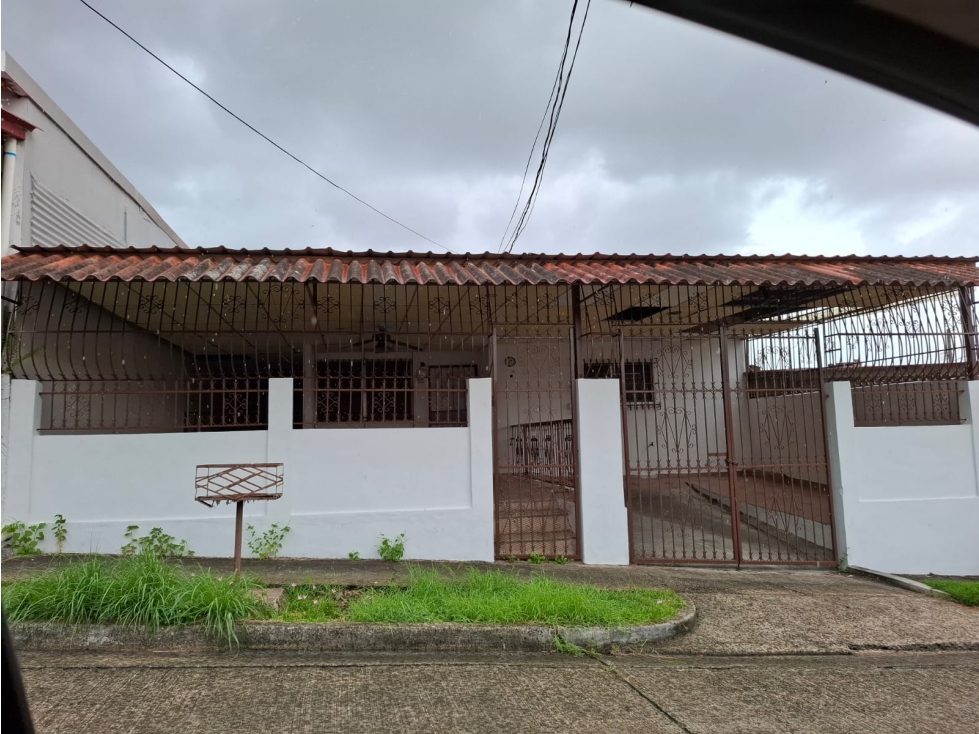 VENTA DE CASA EN ALTOS DE LA PULIDA