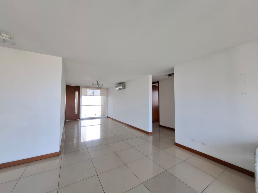 VENTA DE APARTAMENTO EN COCO DEL MAR PH BAHIA DEL GOLF - 3