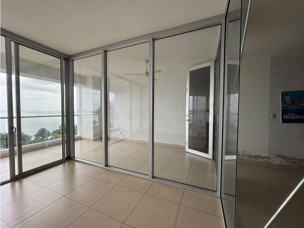 VENTA APARTAMENTO AVENIDA BALBOA PH RIVAGE — foto 3