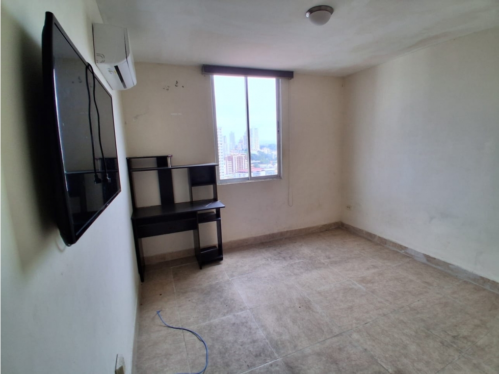 VENTA APARTAMENTO EN VIA ESPAÑA PH PLAZA VALENCIA — foto 3