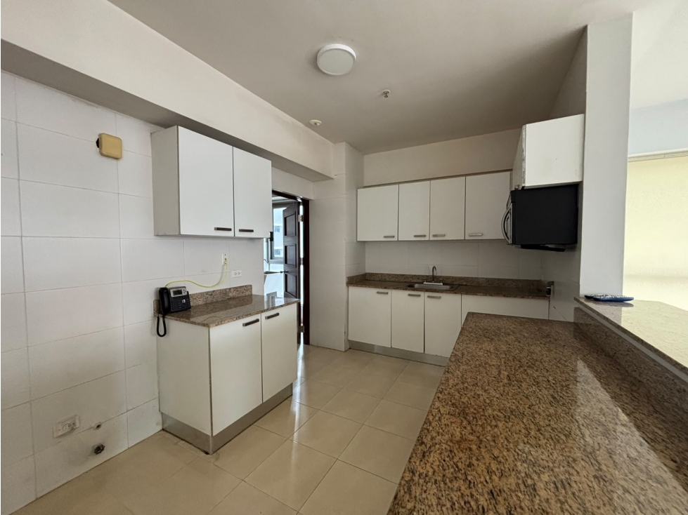 VENTA DE APARTAMENTO EN AVENIDA BALBOA PH GRANDBAY TOWER — foto 5