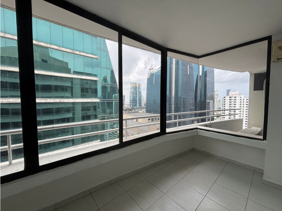VENTA DE APARTAMENTO EN PH BRISAS DE OBARRIO — foto 3