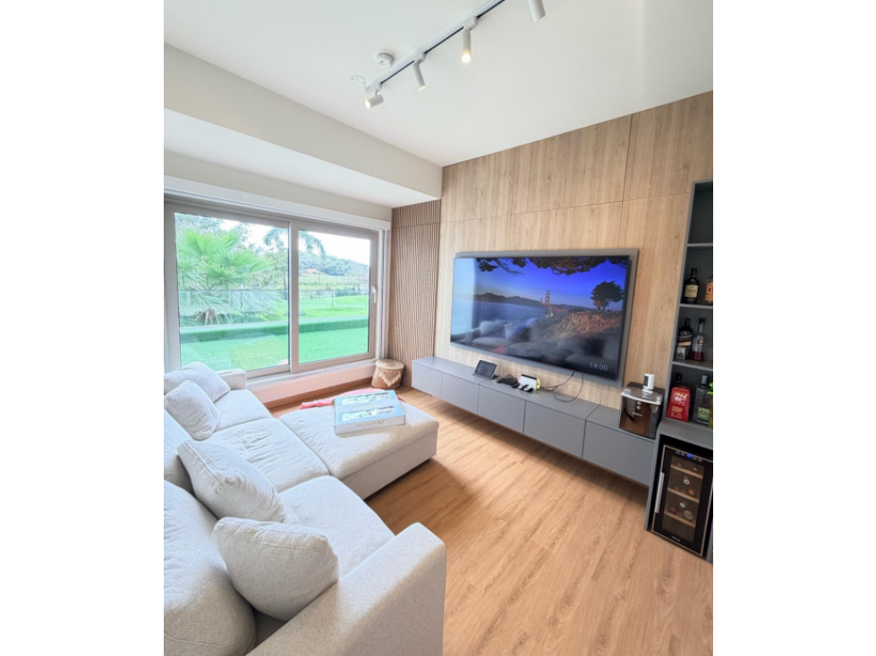 VENTA DE APARTAMENTO EN PLAYA ESCONDIDA - 4