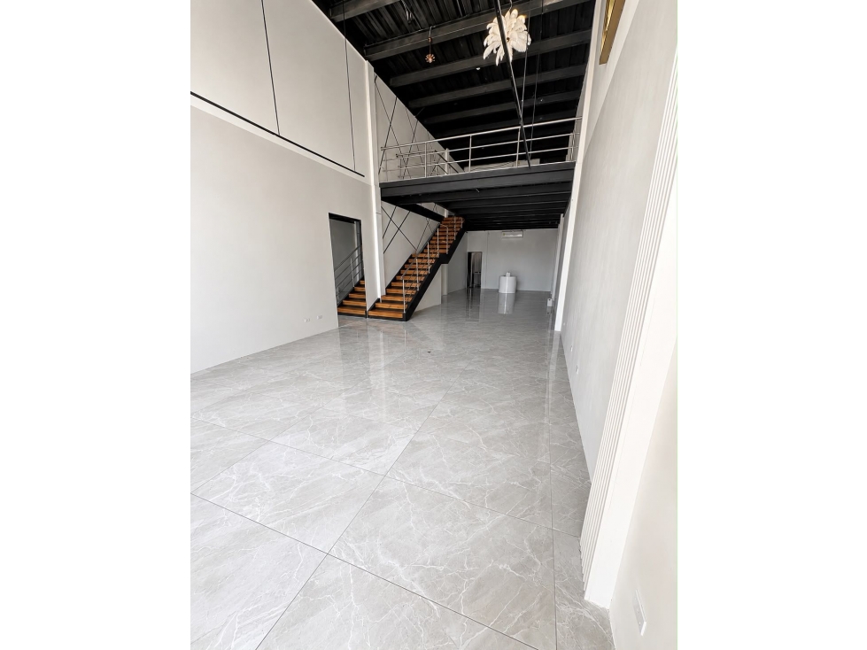 ALQUILER DE LOCAL COMERCIAL EN SAN FRANCISCO PLAZA MIDTOWN — foto 2
