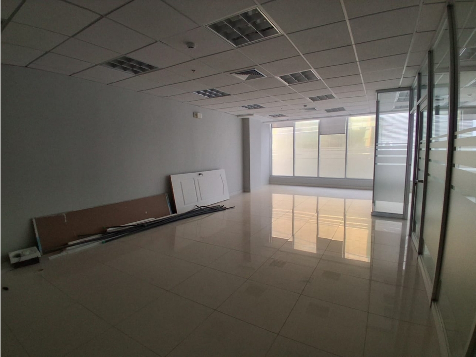 ALQUILER DE OFICINA EN CALLE 50 TORRE BANESCO OCEAN BUSINESS PLAZA — foto 6