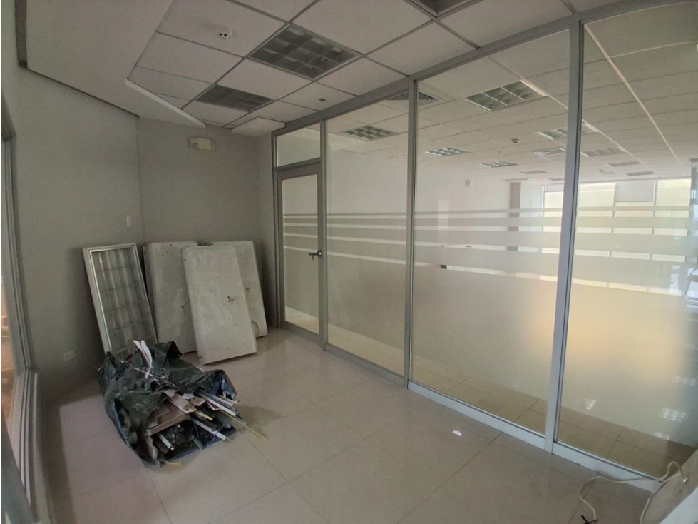 ALQUILER DE OFICINA EN CALLE 50 TORRE BANESCO OCEAN BUSINESS PLAZA — foto 5