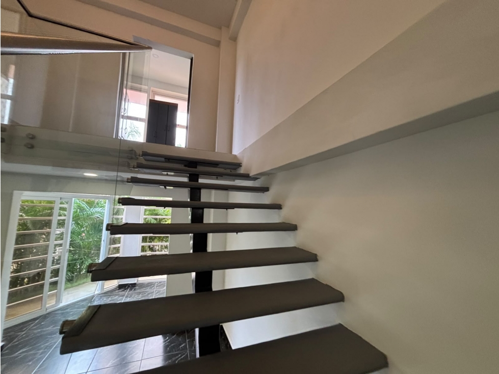 ALQUILER DE CASA EN ALBROOK — foto 5