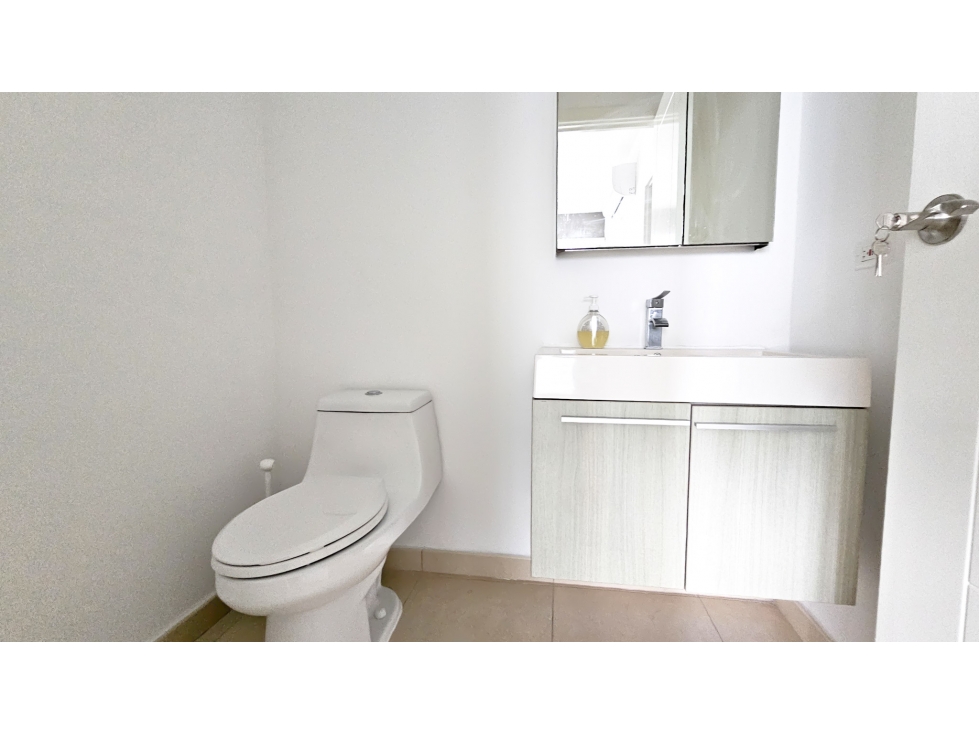 ALQUILER DE APARTAMENTO AMOBLADO AVENIDA BALBOA PH WATERS — foto 6