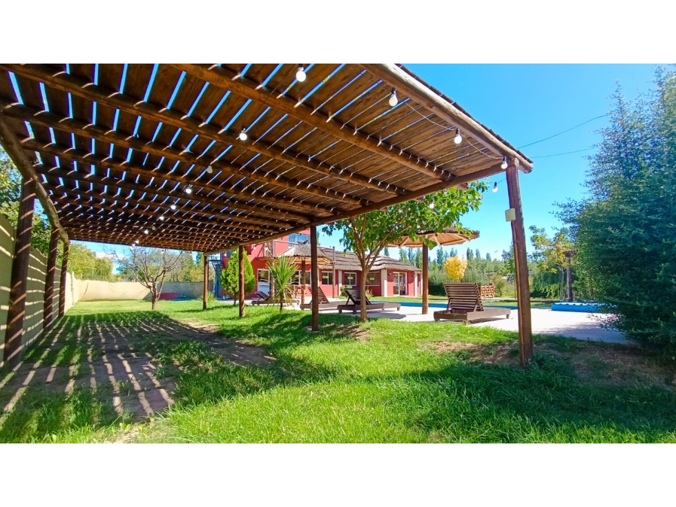 Fracción 13.174 m² con viviendas y quincho Rama Caída Cabañas - 1