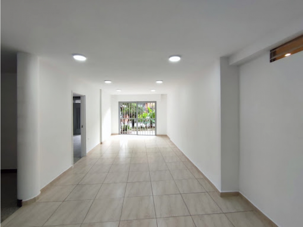 ARRIENDO CASA LOCAL SECTOR LA FLORESTA