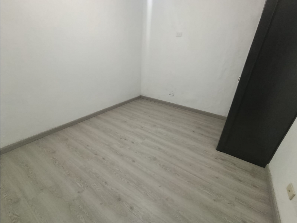 APARTAMENTO EN ARRIENDO SECTOR LAS PALMAS MEDELLIN — foto 4
