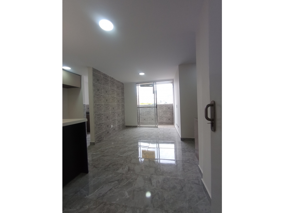 APARTAMENTO EN ARRIENDO SECTOR LA GABRIELA — foto 4