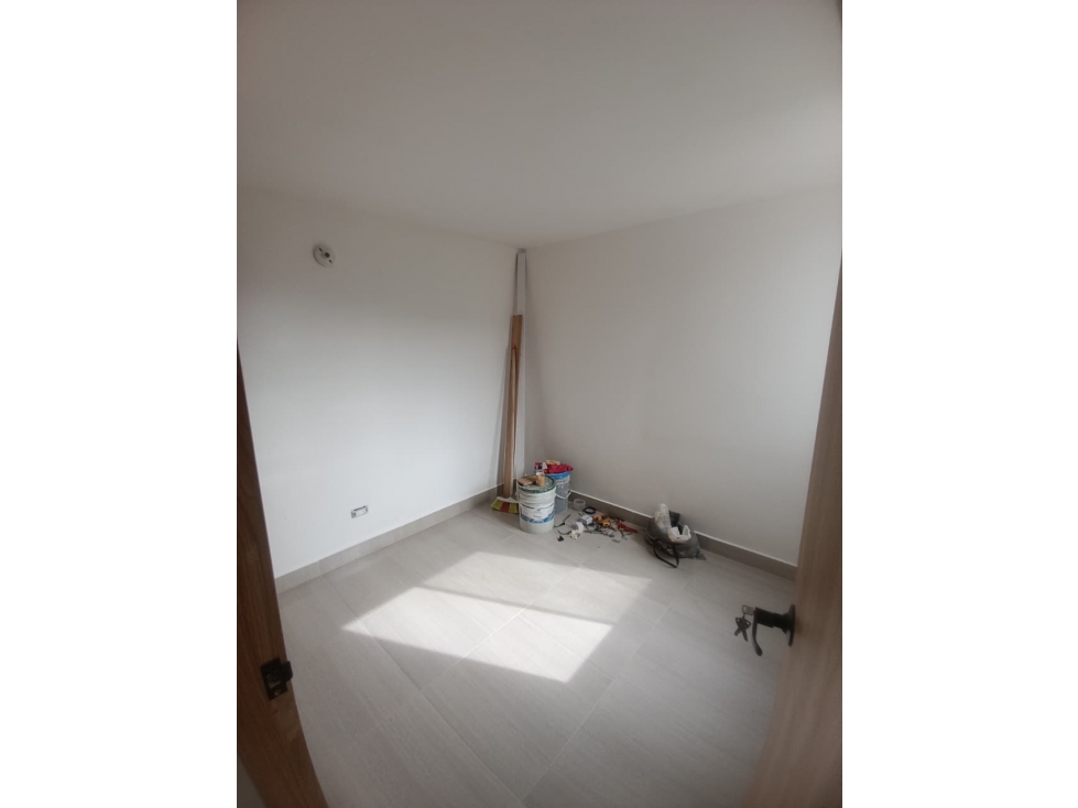 APARTAMENTO EN ARRIENDO SECTOR ROBLEDO — foto 5