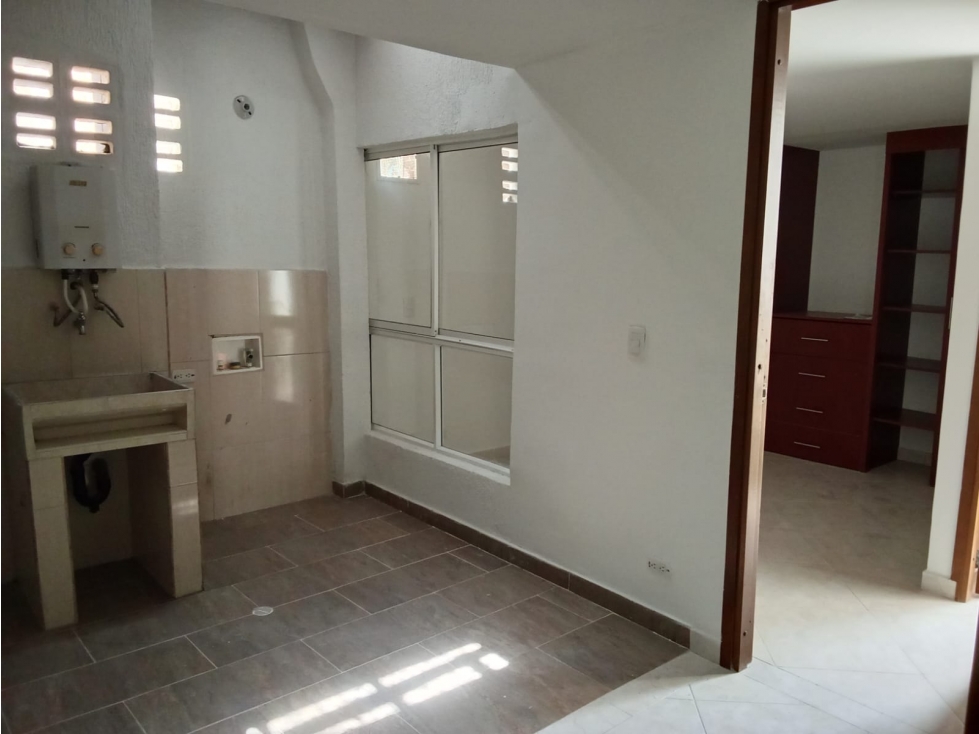 ARRIENDO APARTAMENTO SECTOR LAURELES — foto 5