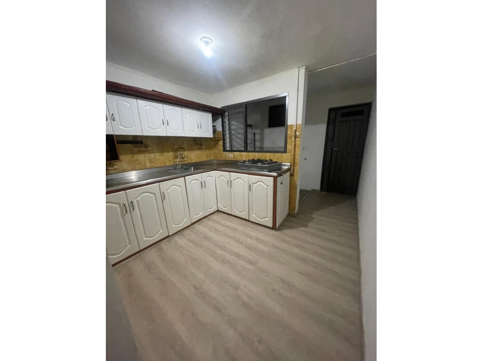 APARTAMENTO EN ARRIENDO SECTOR BARRIO LAS PALMAS MEDELLIN — foto 2