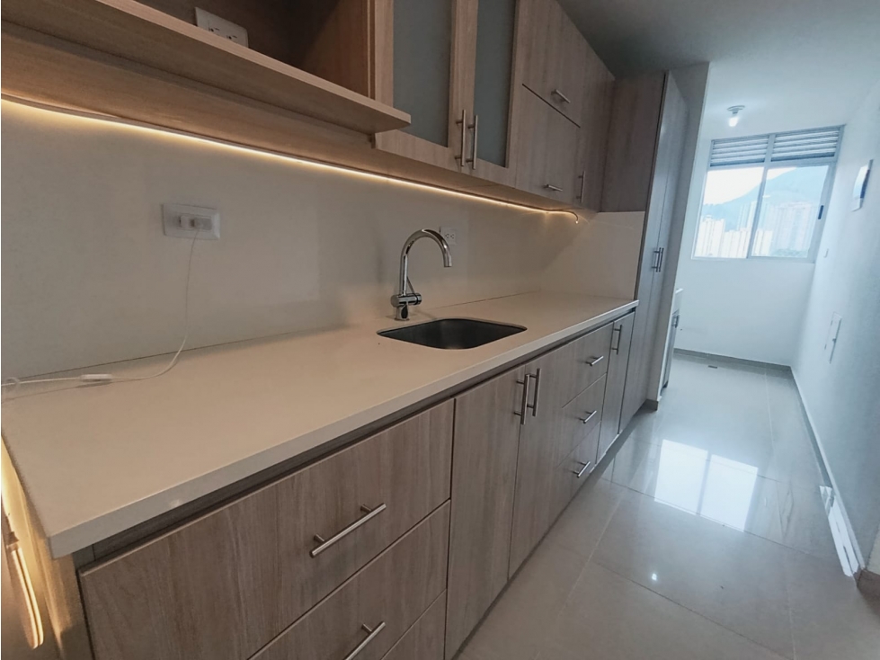 APARTAMENTO EN ARRIENDO SECTOR NORTEAMERICA BELLO — foto 4