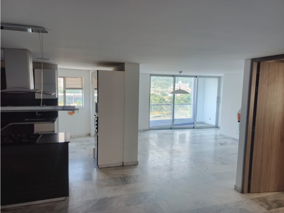 VENDO ESPECTACULAR APARTAMENTO EN CONQUISTADORES