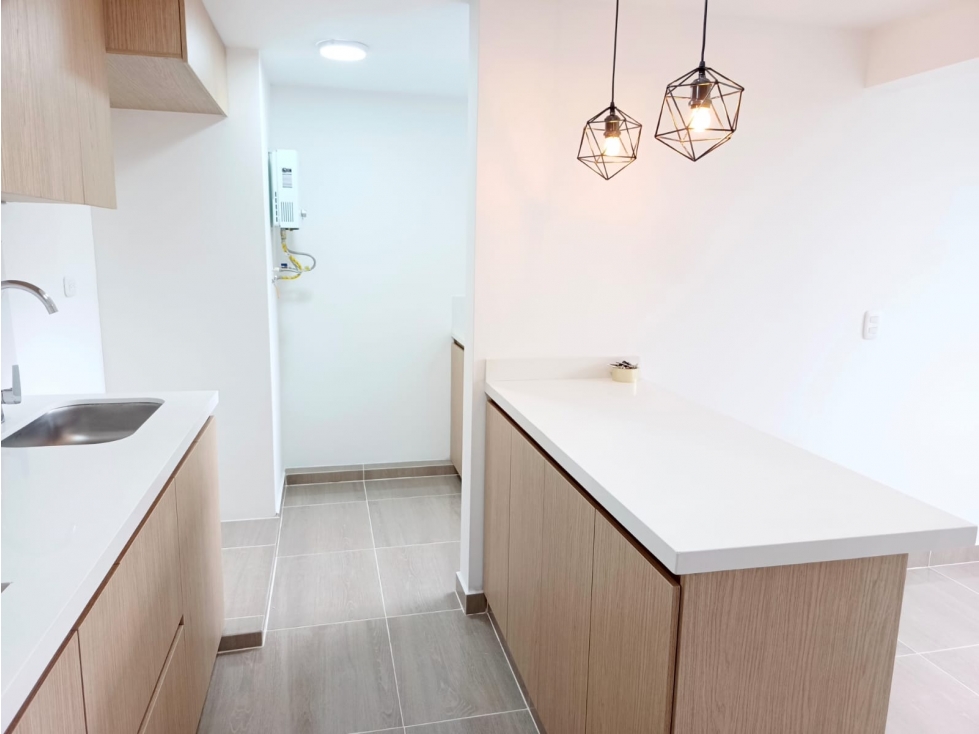 ARRIENDO APARTAMENTO EN BELLO SECTOR BUCAROS — foto 2